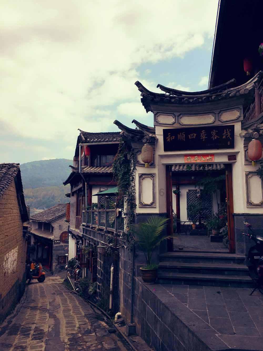 红掌柜：一家与众不同的火锅店