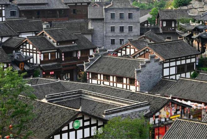 滑县城管局开展“迎新春”市容环境综合整治行动